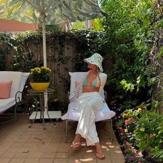 Rocsi Diaz feet photo thumbnail