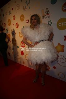 Vera Brezhneva feet photo thumbnail