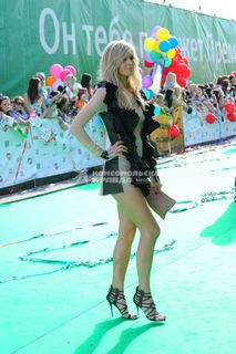 Vera Brezhneva feet photo thumbnail