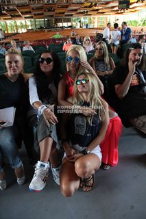 Vera Brezhneva feet photo thumbnail