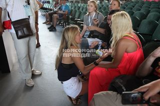Vera Brezhneva feet photo thumbnail
