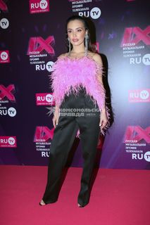 Olga Seryabkina feet photo thumbnail