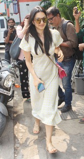 Kiara Advani feet photo thumbnail
