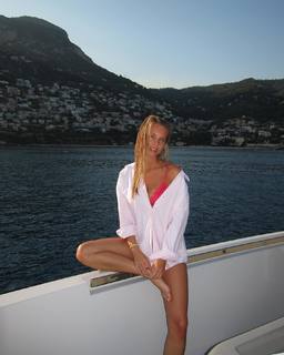 Margarida Corceiro feet photo thumbnail