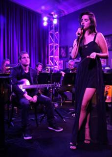 Lana Del Rey feet photo thumbnail