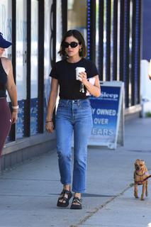 Lucy Hale feet photo thumbnail