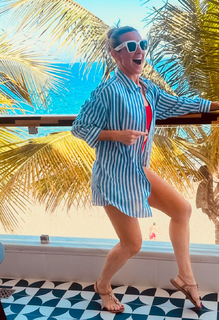 Gabby Logan feet photo 3