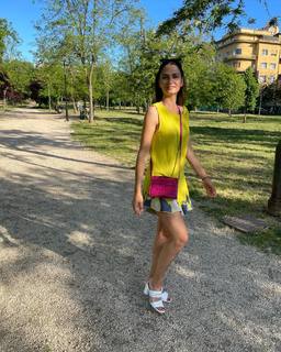 Anna Safroncik feet photo thumbnail
