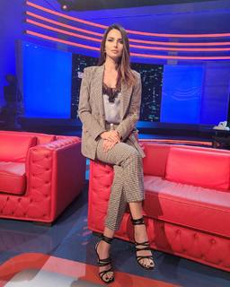 Anna Safroncik feet photo thumbnail