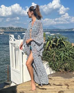 Anna Safroncik feet photo thumbnail