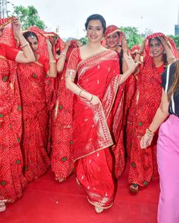 Shraddha Kapoor feet photo thumbnail