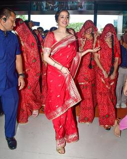 Shraddha Kapoor feet photo thumbnail