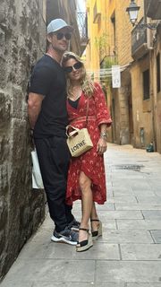 Elsa Pataky feet photo thumbnail