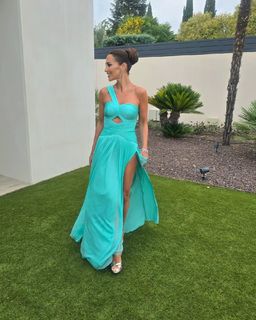 Paula Echevarría feet photo thumbnail