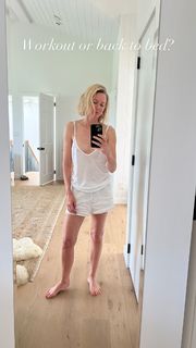 Naomi Watts feet photo thumbnail