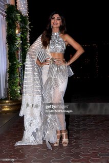 Shilpa Shetty Kundra feet photo thumbnail
