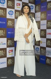 Shilpa Shetty Kundra feet photo thumbnail