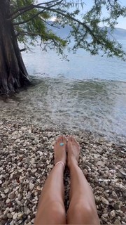 Irina Shayk feet photo thumbnail
