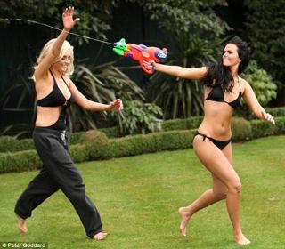 Gemma Merna feet photo 2