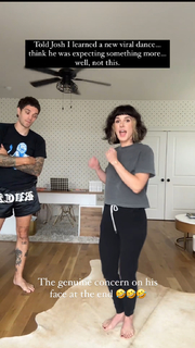 Shenae Grimes-Beech feet photo thumbnail