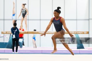 Simone Biles feet photo thumbnail