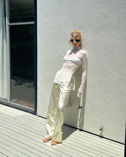 Elsa Hosk feet photo thumbnail