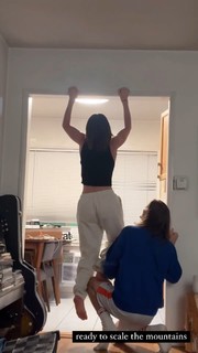 Lucy Hale feet photo thumbnail