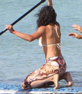 Michelle Rodriguez feet photo thumbnail
