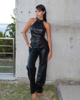 Nabilla Benattia feet photo 2