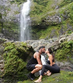 Nabilla Benattia feet photo 1