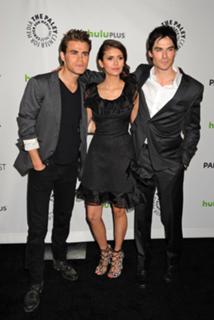 Nina Dobrev feet photo thumbnail