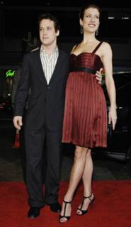 Kate Walsh feet photo thumbnail
