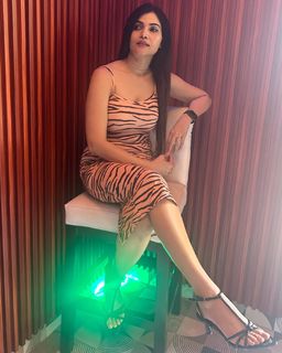 Poonam Yadav feet photo thumbnail