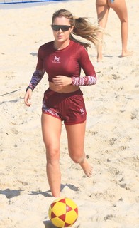 Jade Picon feet photo thumbnail