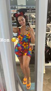 Julieanna Marie Goddard feet photo thumbnail