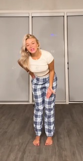 Katie Sigmond feet photo thumbnail