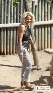 Rita Ora feet photo thumbnail