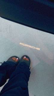 Queen Naija feet photo thumbnail