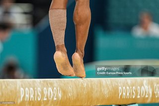 Simone Biles feet photo thumbnail