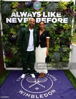 Rochelle Humes feet photo thumbnail