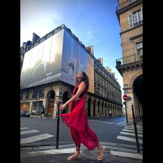 Taapsee Pannu feet photo thumbnail
