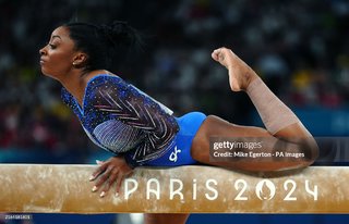 Simone Biles feet photo thumbnail