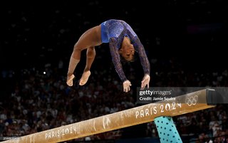 Simone Biles feet photo thumbnail
