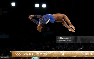 Simone Biles feet photo thumbnail