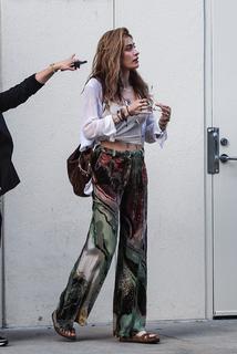 Paris Jackson feet photo thumbnail