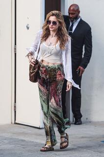 Paris Jackson feet photo thumbnail