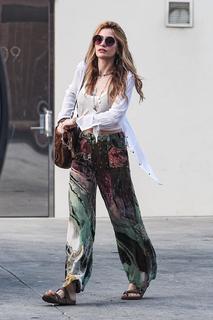 Paris Jackson feet photo thumbnail