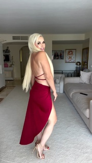 Daniela Katzenberger feet photo thumbnail