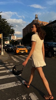 Karlie Kloss feet photo thumbnail
