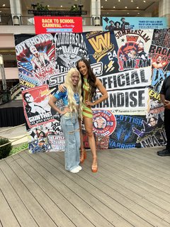 Chelsea Green feet photo thumbnail